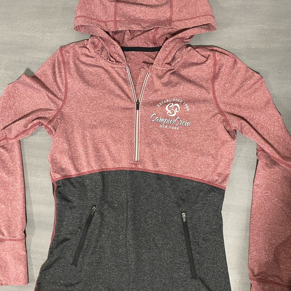 Campus crew fitted sweater!